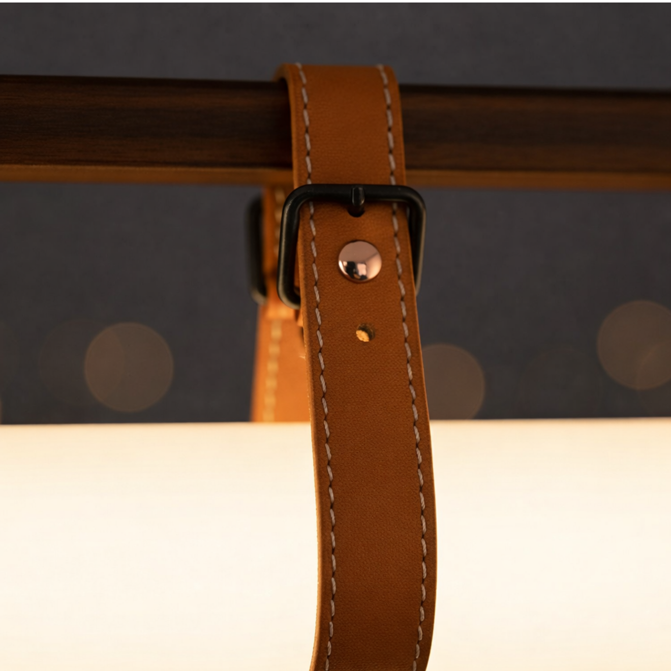 Lustre arc en métal – LED – ORBITE — Lustre LED Moderne
