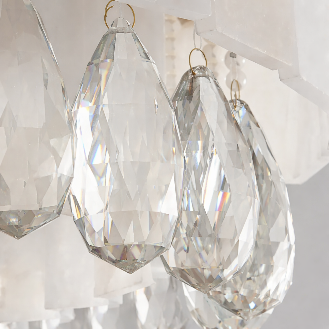 Grand Lustre LED en Cristal Taillé 3